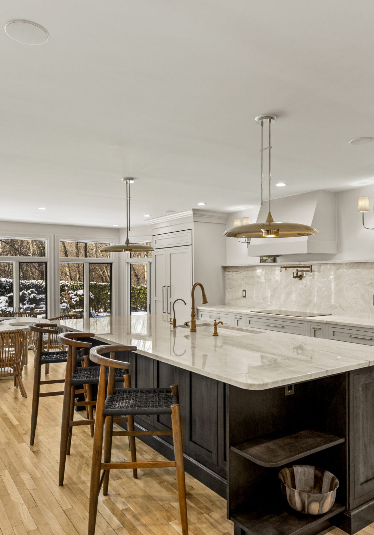 <span class="number-gallery">No. 5746</span><hr class="project-gallery-hr">SYOSSET INTERIOR RENOVATION
